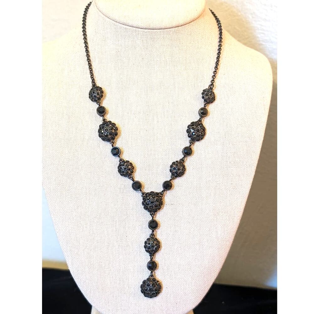 Black Crystal Bead Gun Metal 'Y' 17-19" Necklace
